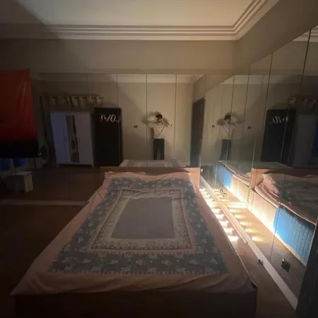 5 Min From Center By Feet Δωμάτια σε οικογενειακή κατοικία *
