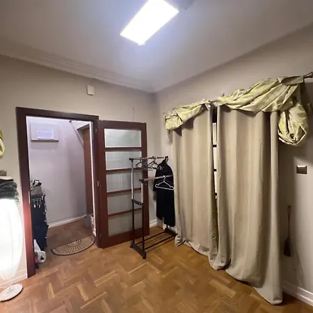 5 Min From Center By Feet Δωμάτια σε οικογενειακή κατοικία Krasków